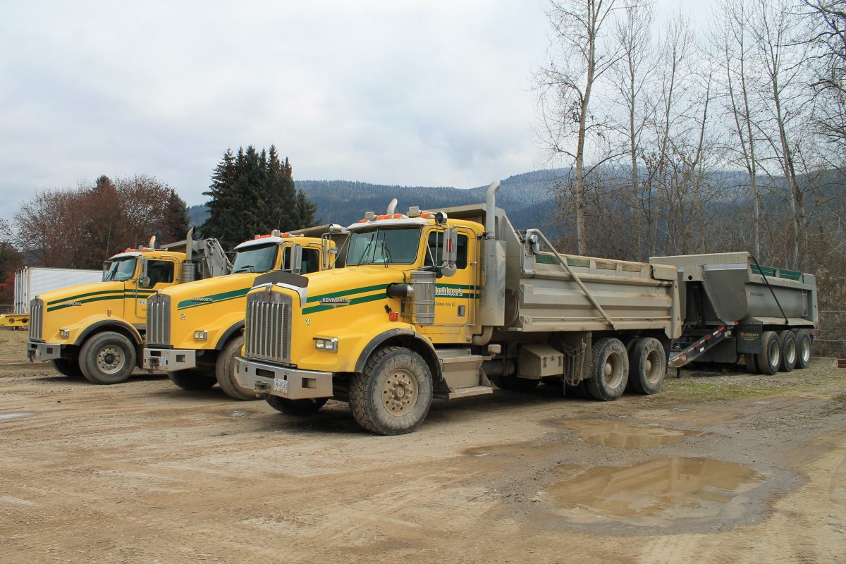 Trucking & Hauling